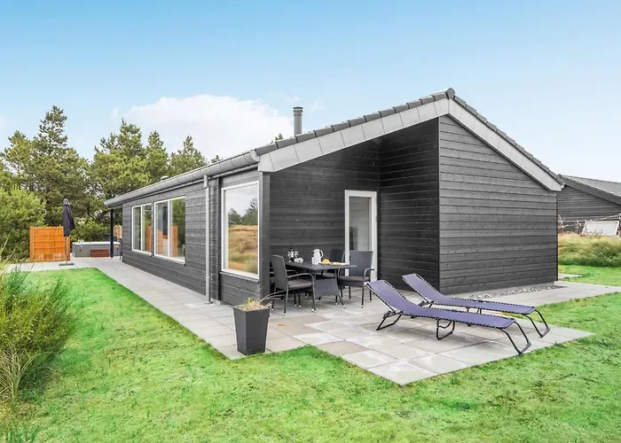 Feriehus Soili - 1-2km From The Sea By Interhome